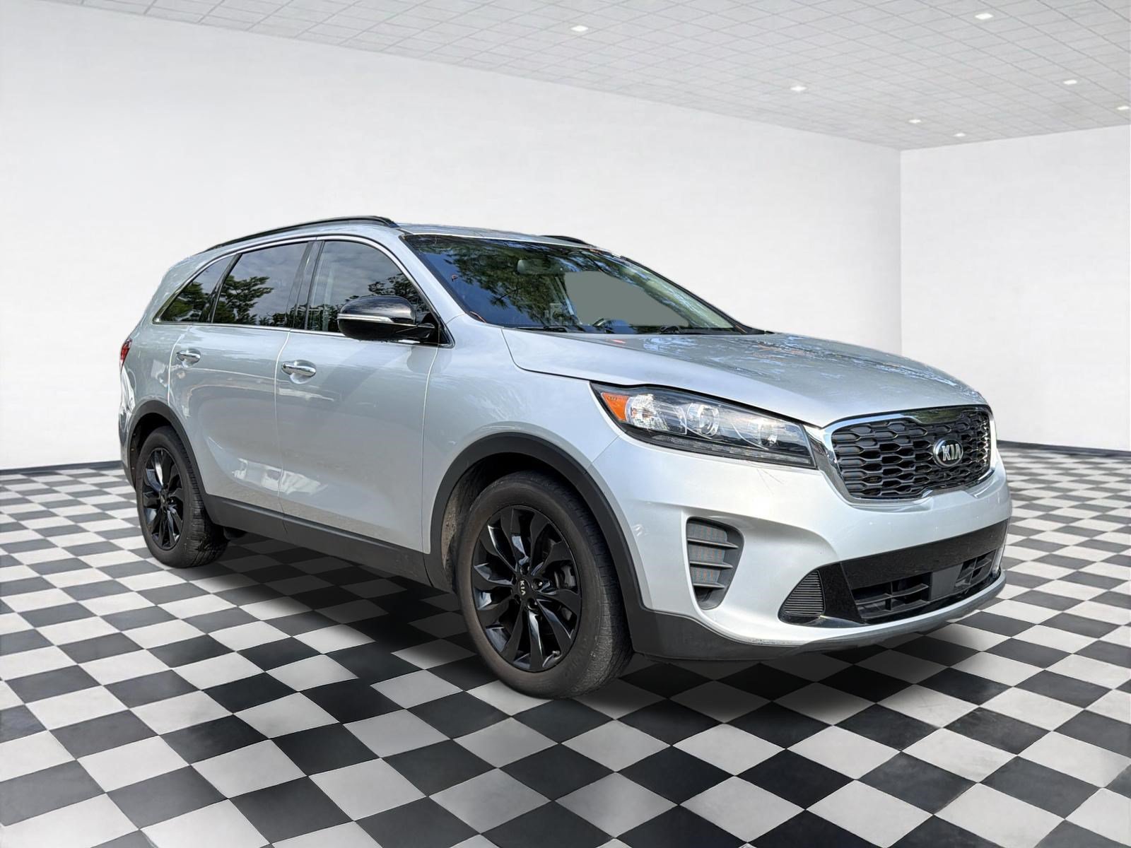 Used 2020 Kia Sorento S FWD image 3