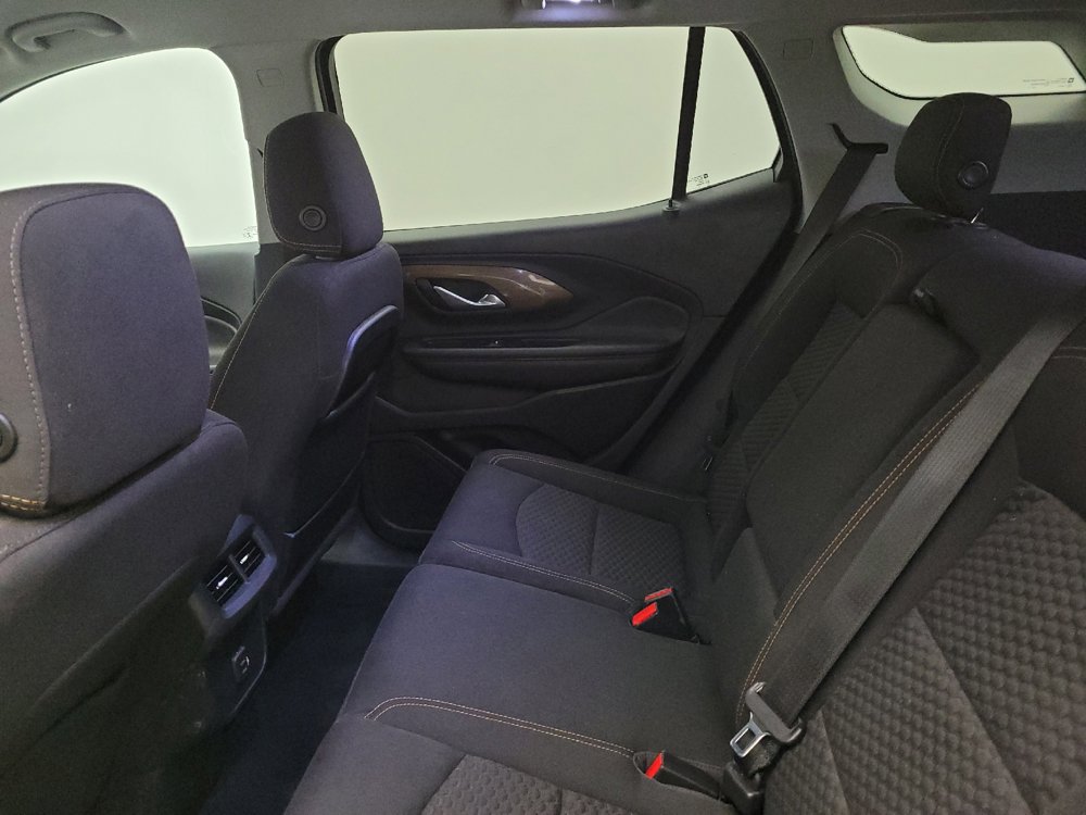 Used 2019 GMC Terrain SLE w/ Driver Convenience Package AWD/4WD image 18