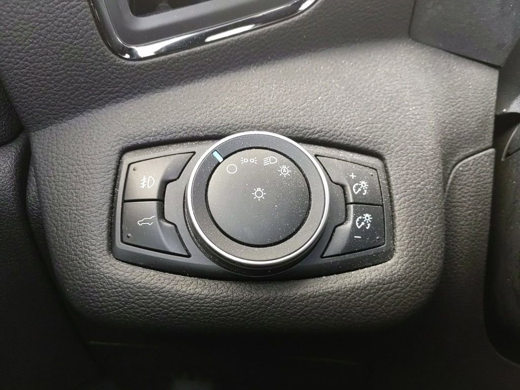 Used 2017 Ford Escape Titanium AWD/4WD image 24