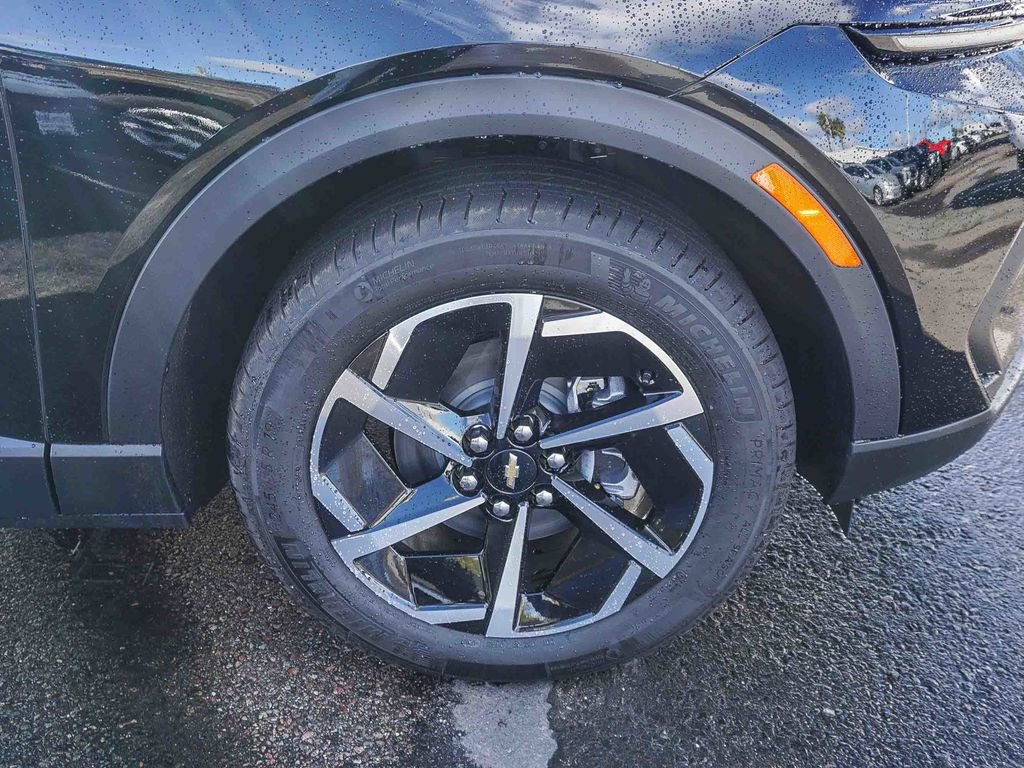New 2026 Chevrolet Equinox EV LT FWD image 9