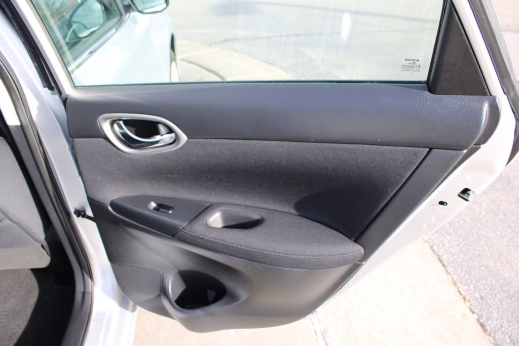 Used 2013 Nissan Sentra S image 21