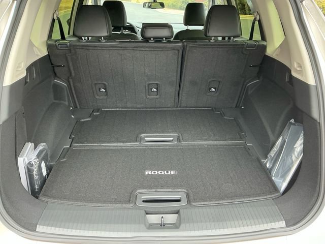 New 2026 Nissan Rogue Platinum w/ Platinum Premium Package image 18