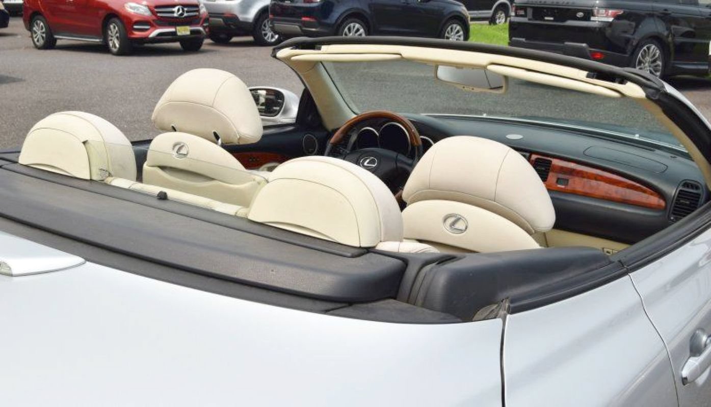 Used 2003 Lexus SC 430 Convertible RWD image 18