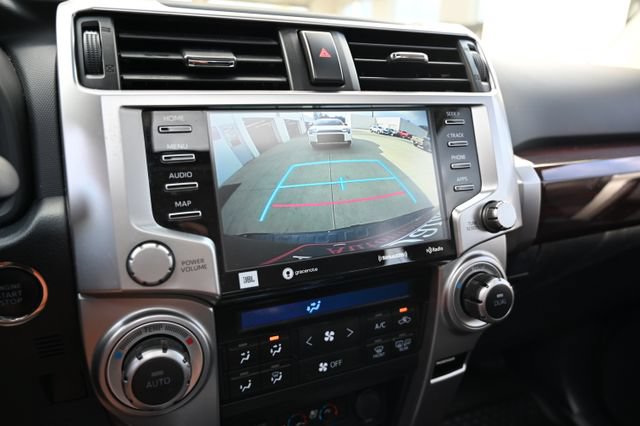 Used 2020 Toyota 4Runner Limited AWD/4WD image 19