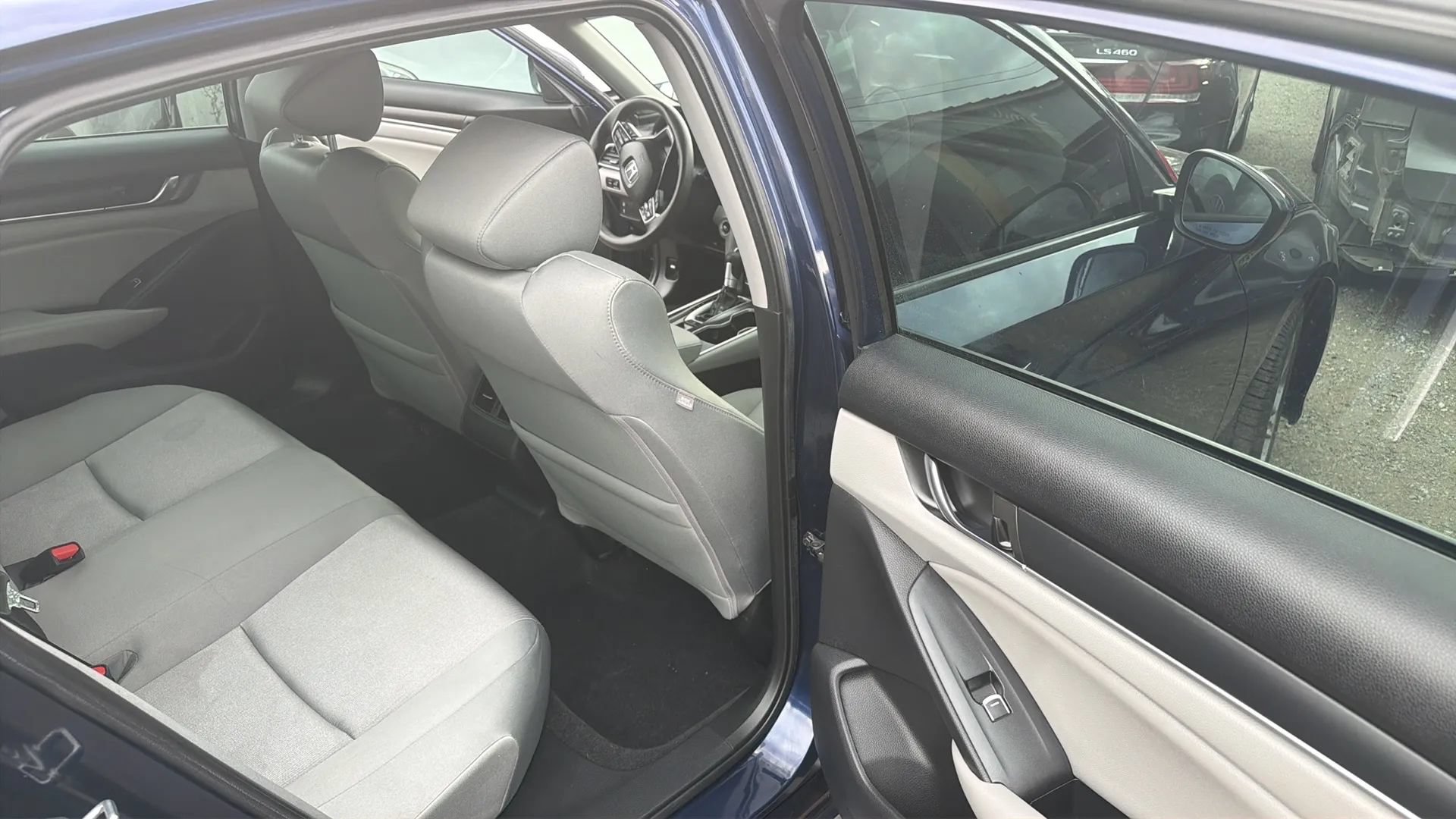 Used 2020 Honda Accord EX image 9