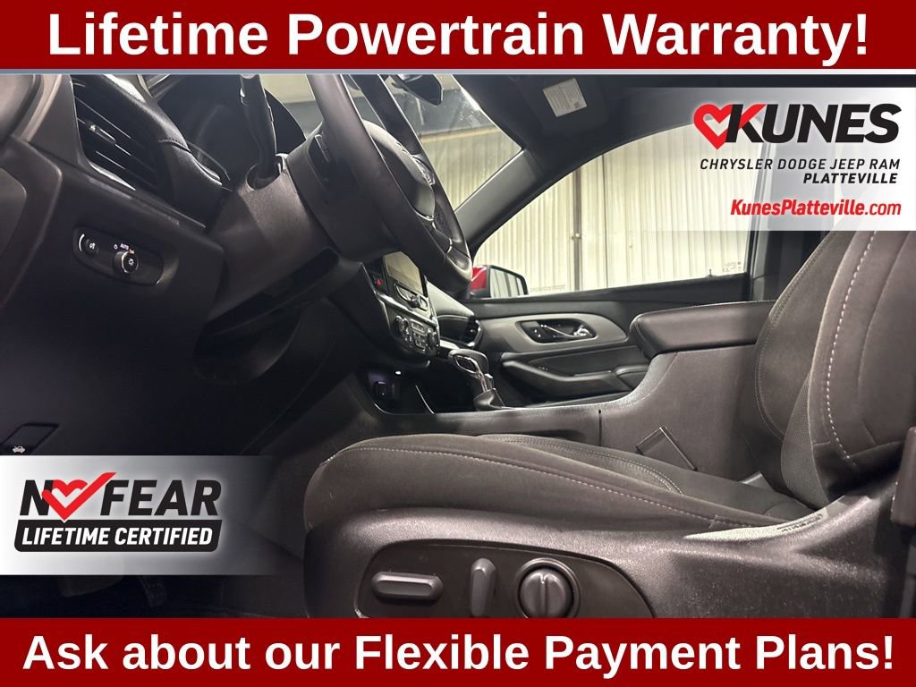 Used 2023 Chevrolet Traverse LT image 23