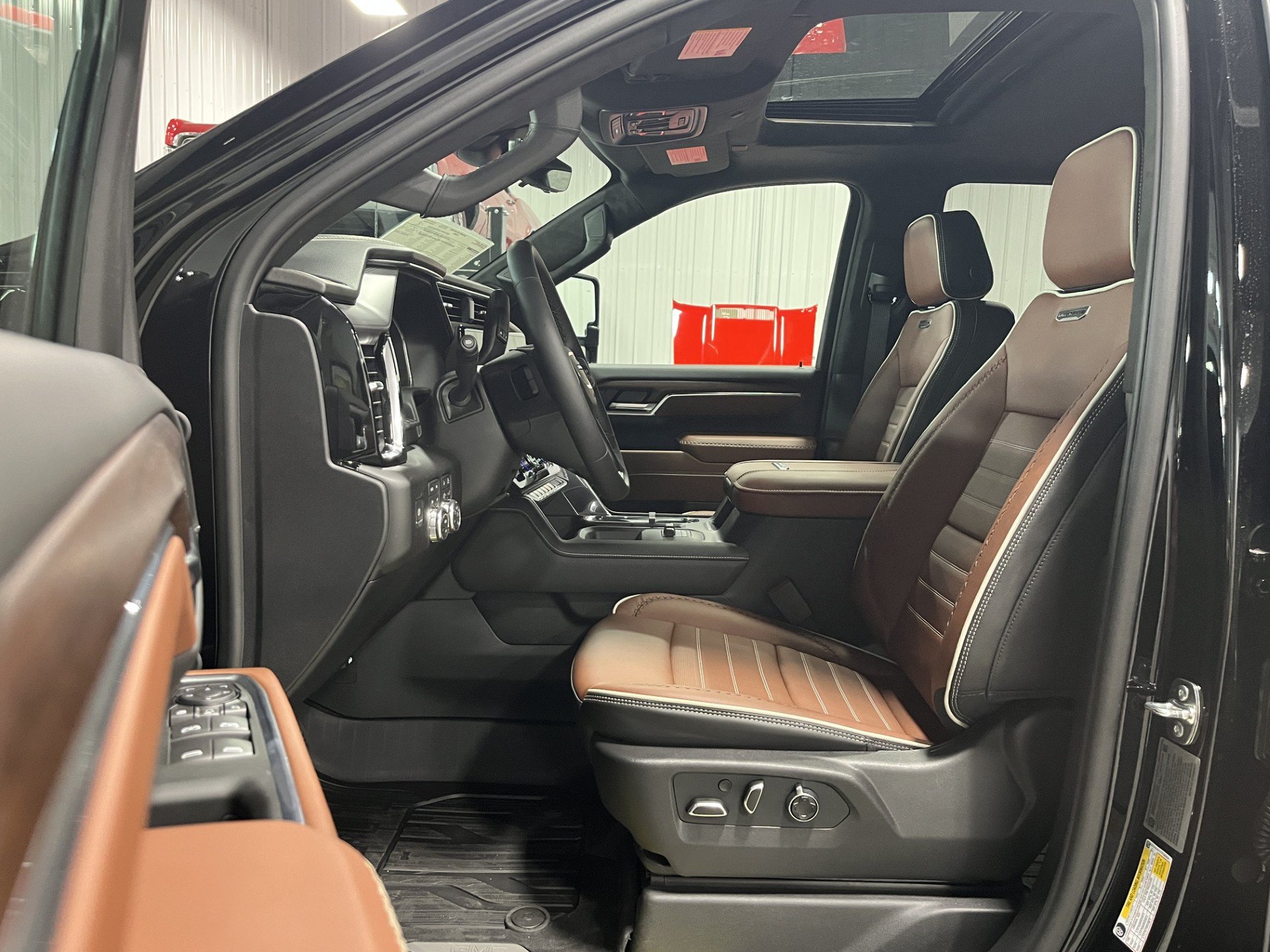 New 2026 GMC Sierra 3500 Denali Ultimate AWD/4WD image 11