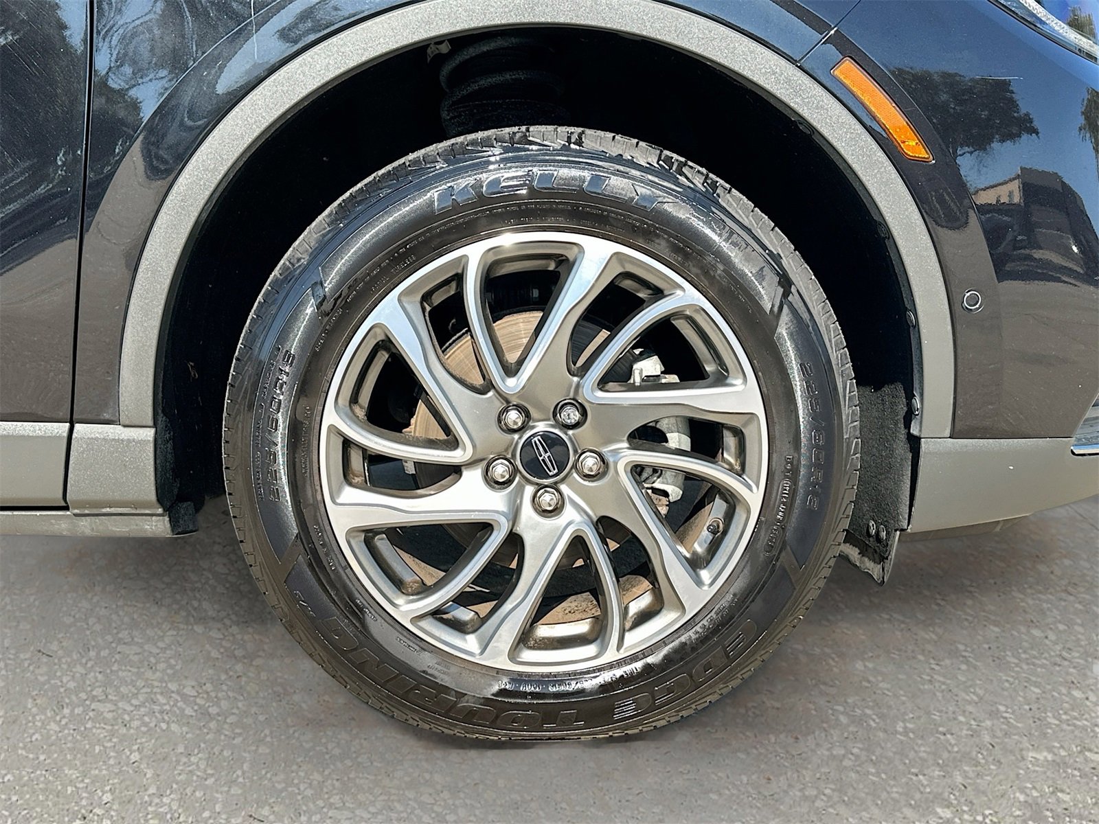 Used 2021 Lincoln Corsair Standard image 31