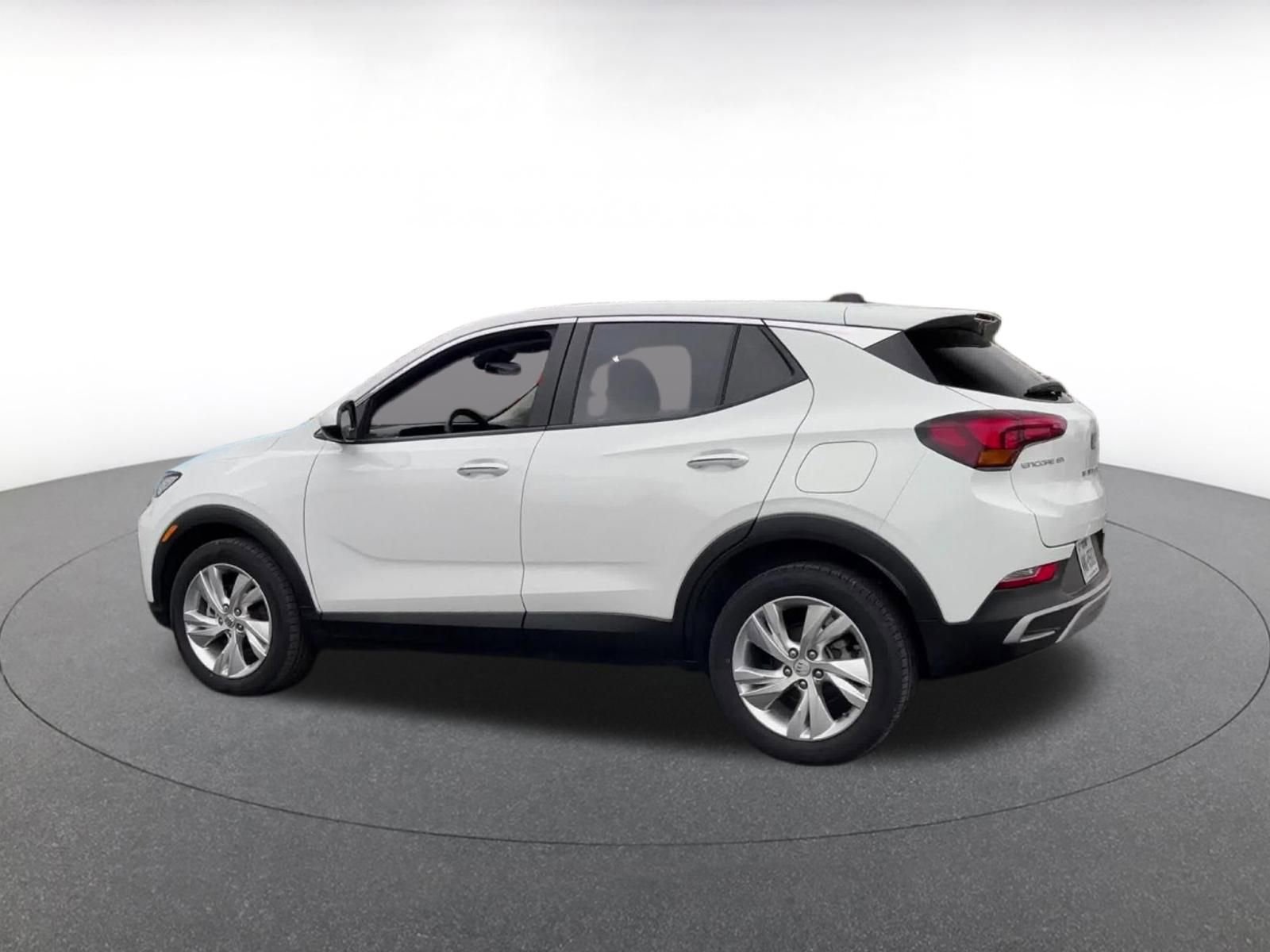 Used 2025 Buick Encore GX Preferred FWD image 10