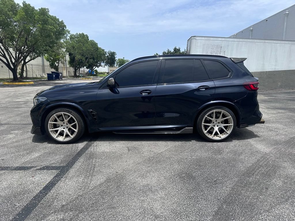 Used 2022 BMW X5 M w/ Competition Package 2 AWD/4WD image 3