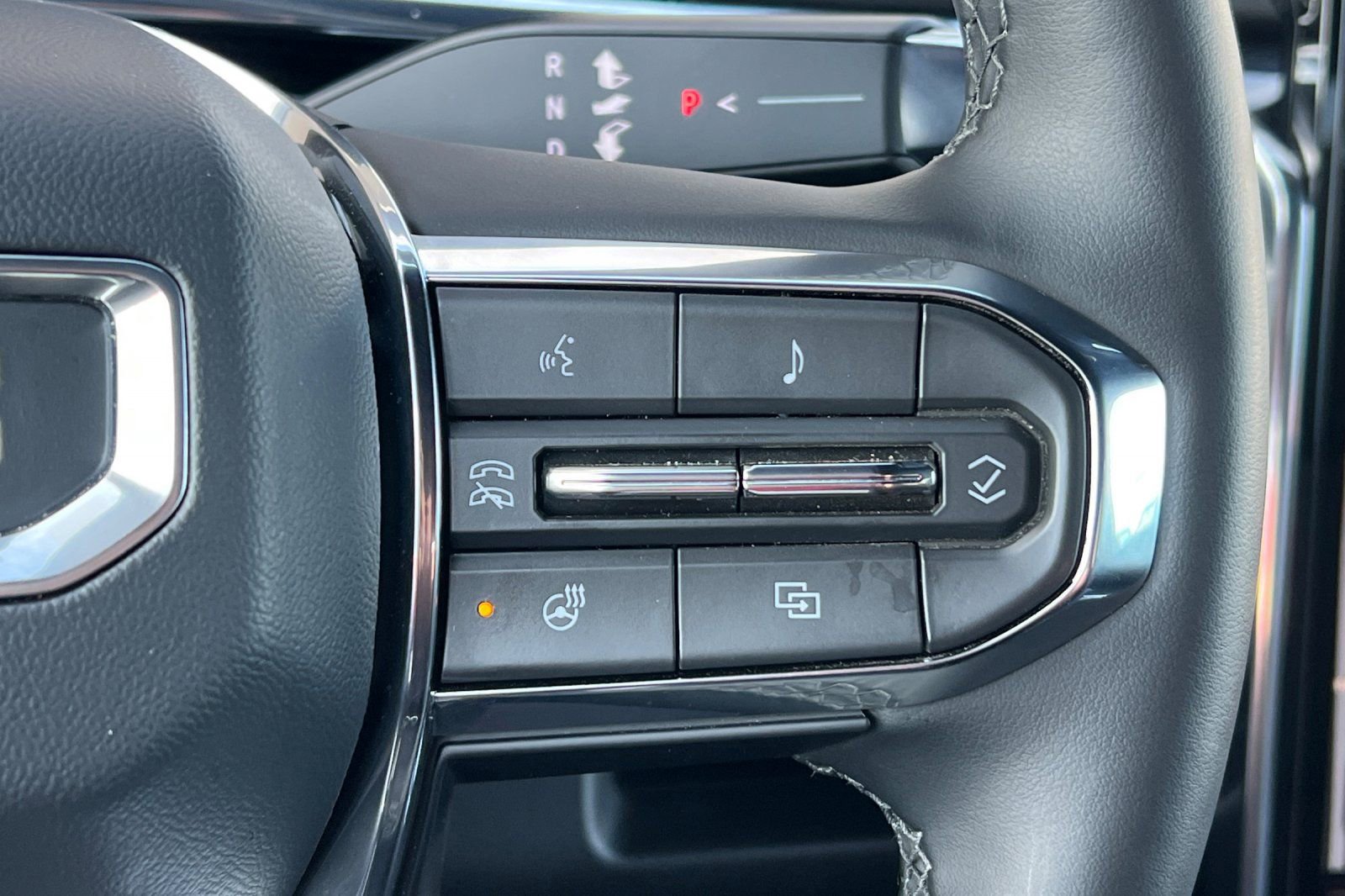 Used 2026 GMC Sierra EV Elevation w/ LPO, Elevation Dark Package image 32