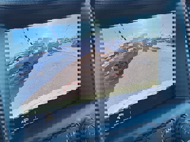 Used 2024 GMC Terrain SLT image 19