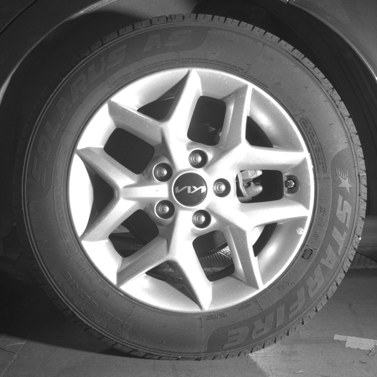Used 2025 Kia Soul LX w/ LX Technology Package FWD image 14