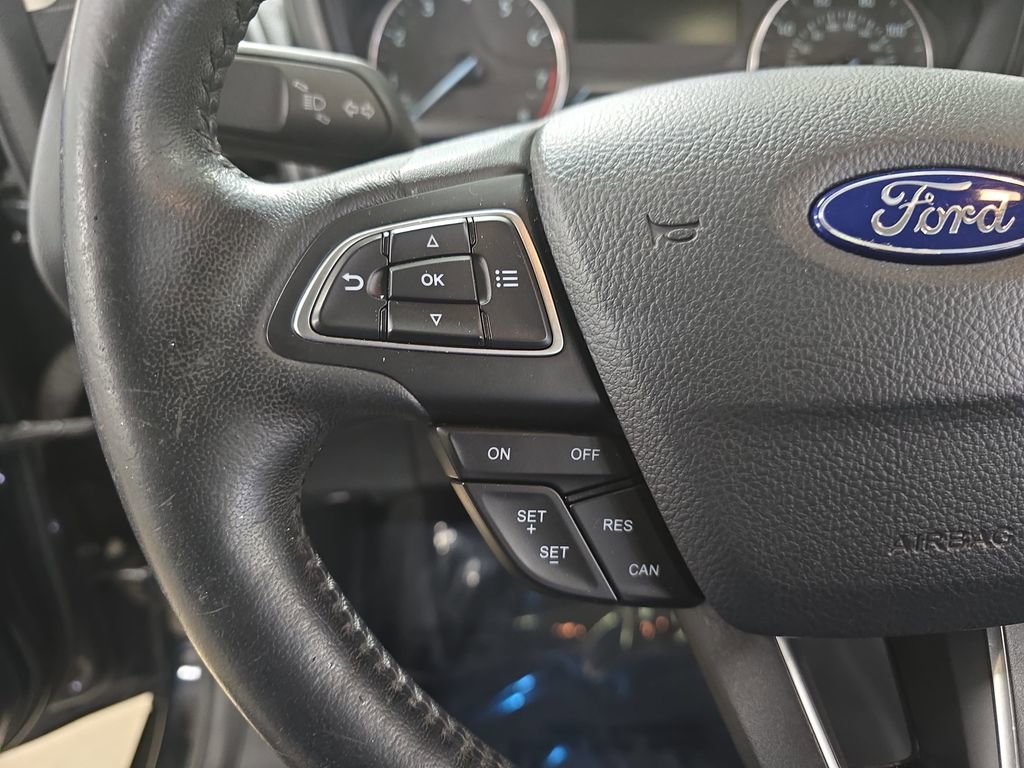 Used 2018 Ford EcoSport Titanium AWD/4WD image 16