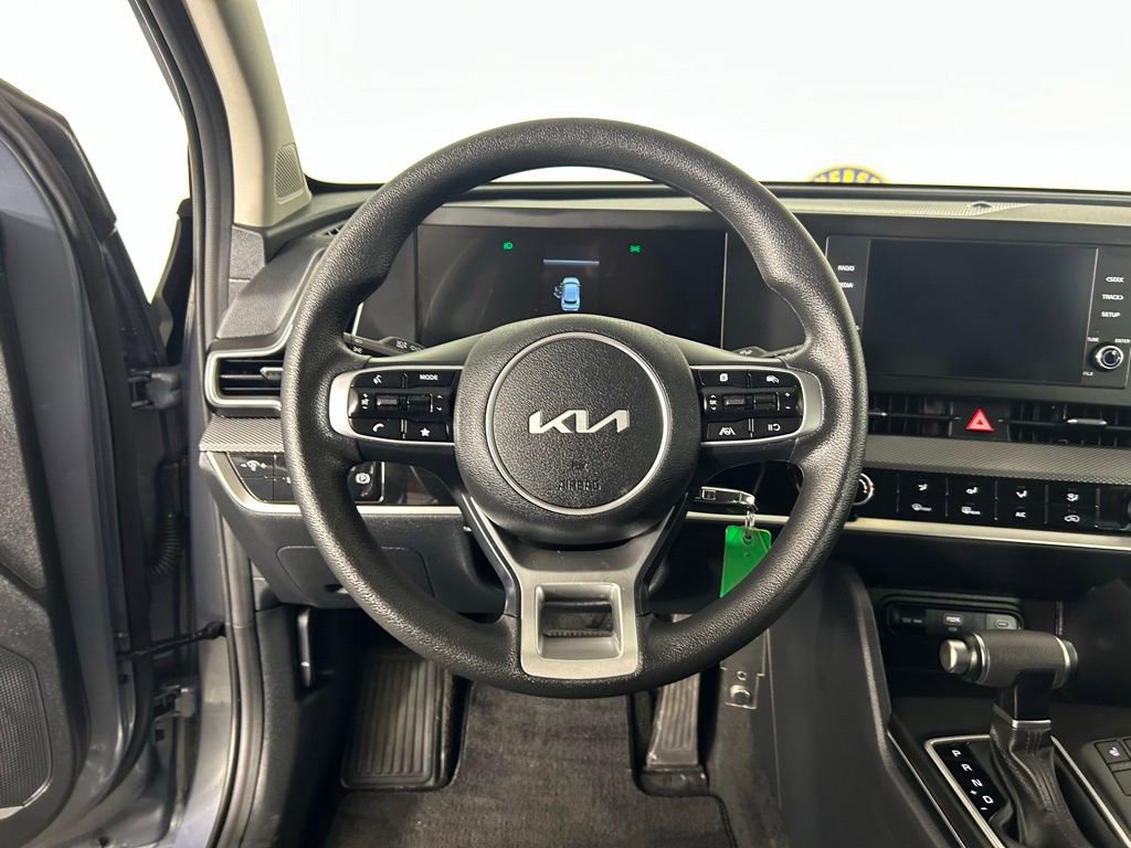 Used 2025 Kia Sportage LX AWD/4WD image 8