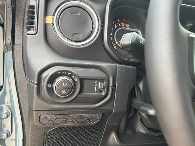 New 2026 Jeep Gladiator Sport AWD/4WD image 28