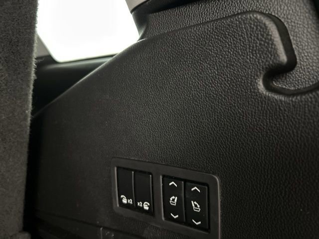 Used 2017 Chevrolet Tahoe LT w/ Luxury Package AWD/4WD image 33