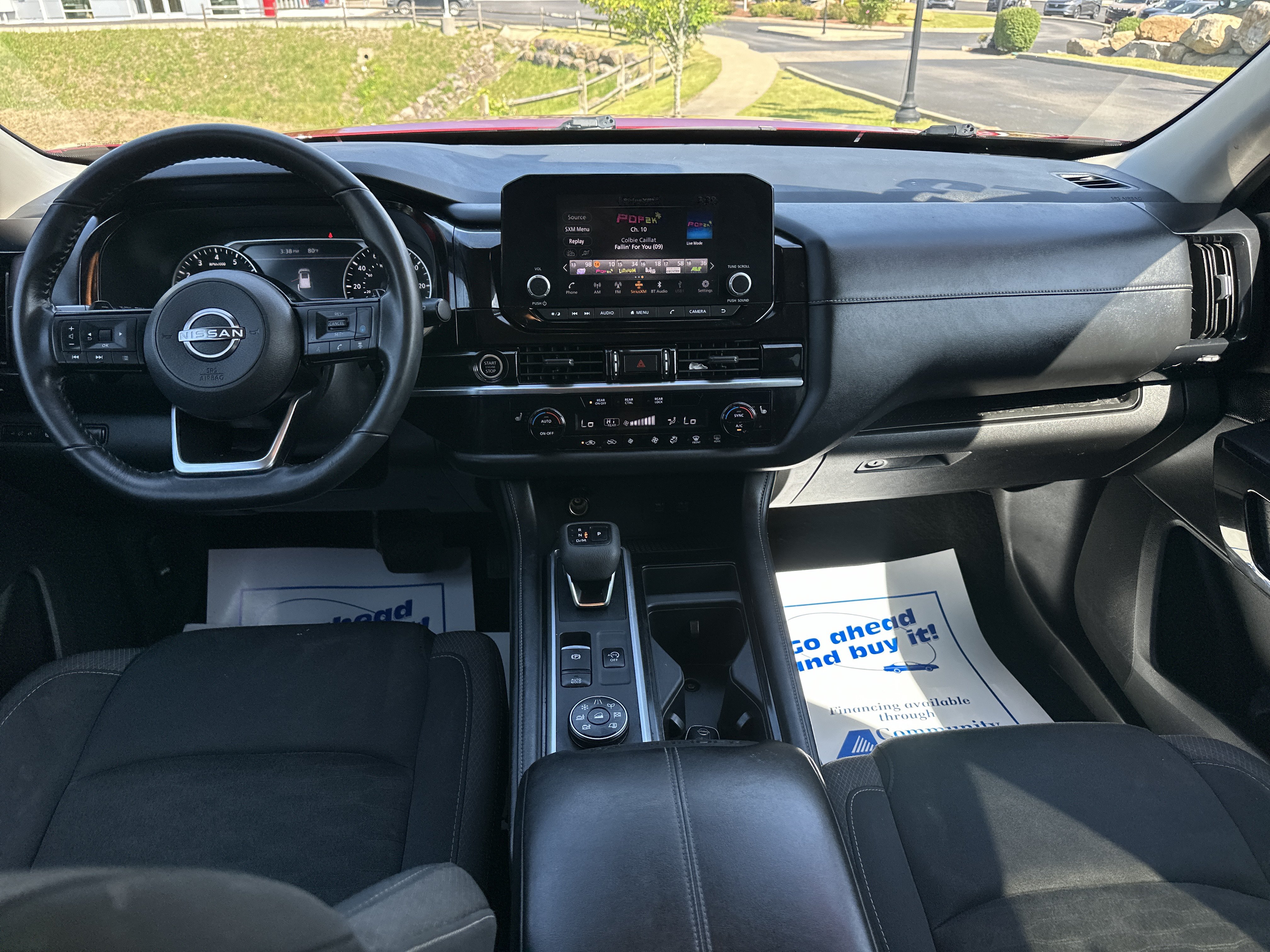 Used 2023 Nissan Pathfinder SV AWD/4WD image 45