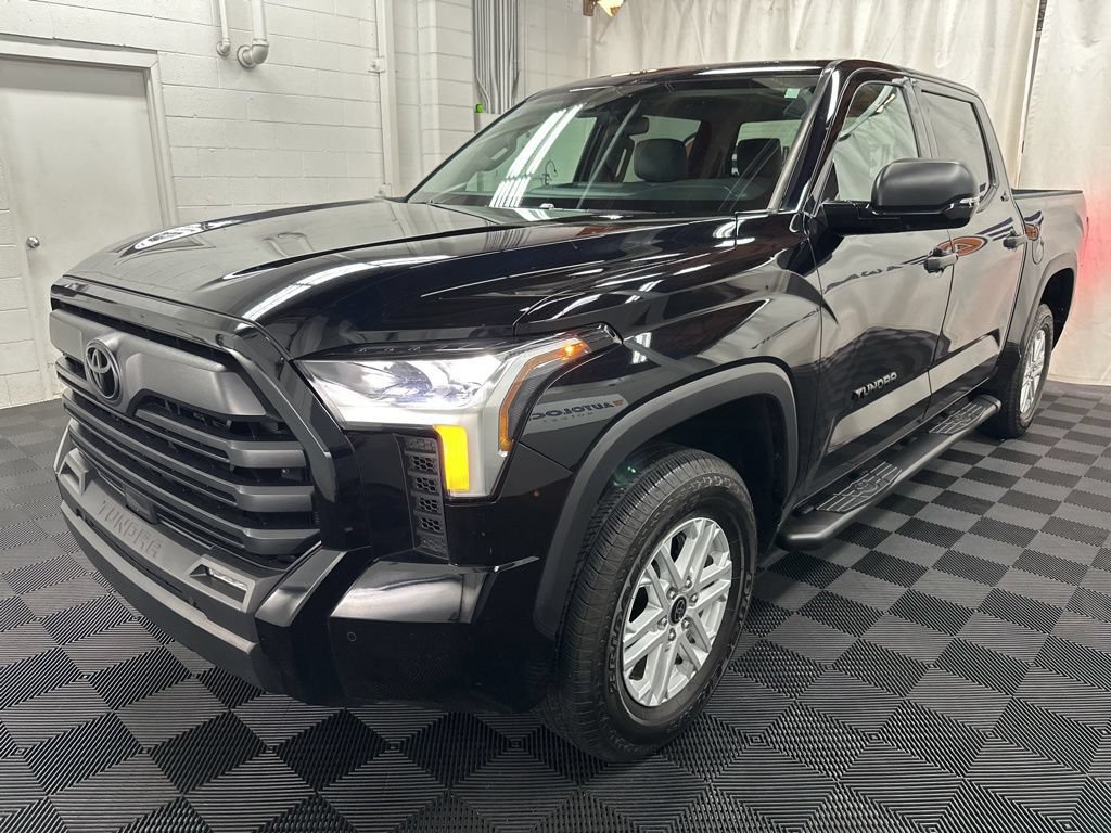 Used 2024 Toyota Tundra SR5 w/ SR5 Convenience Package AWD/4WD image 3