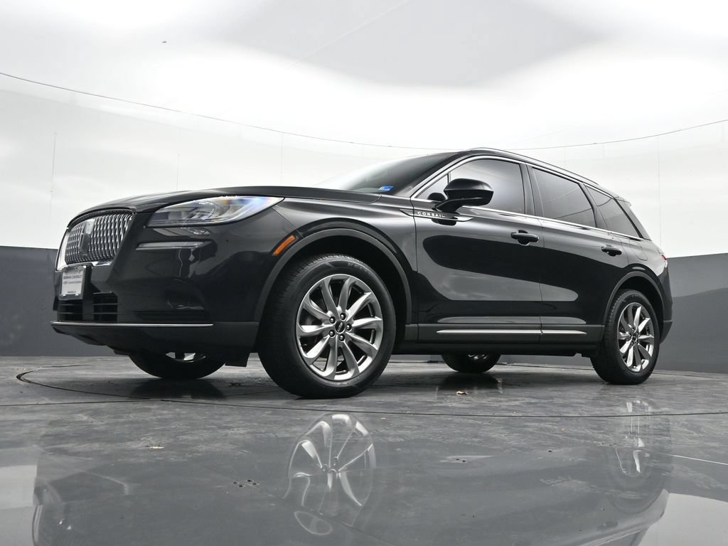 Used 2022 Lincoln Corsair AWD w/ Premium Package image 28