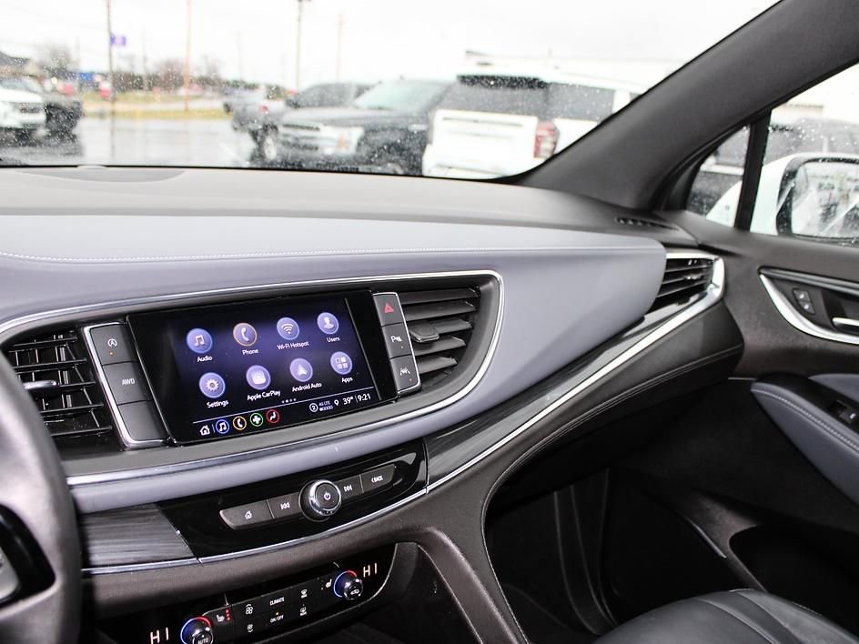 Used 2023 Buick Enclave Essence w/ Sport Touring Edition image 25