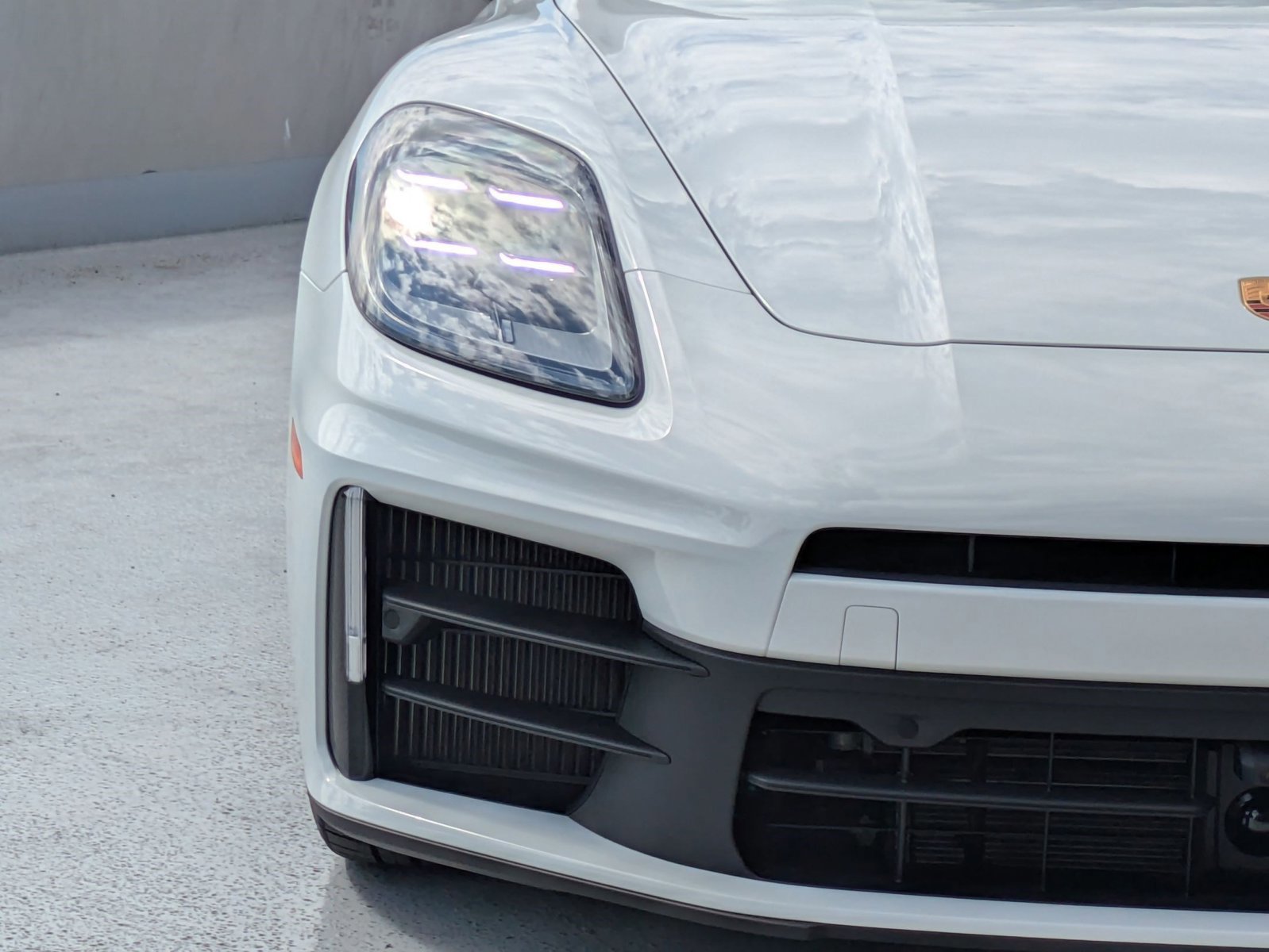 New 2025 Porsche Panamera 4 image 12