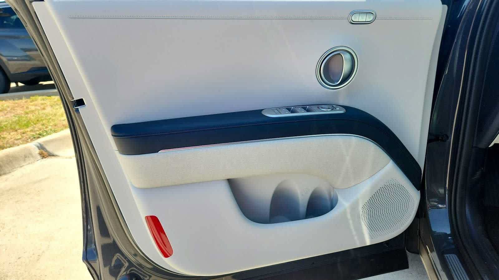 New 2026 Hyundai Palisade Calligraphy FWD image 25