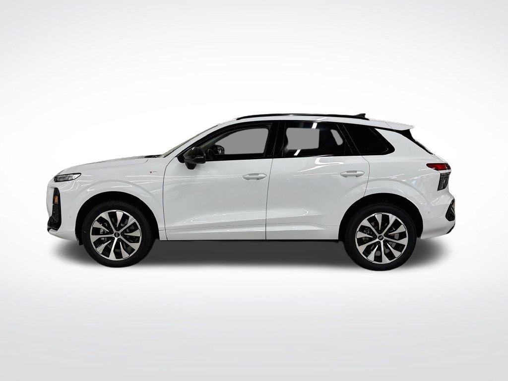 New 2026 Audi Q3 quattro 2.0T AWD/4WD image 2