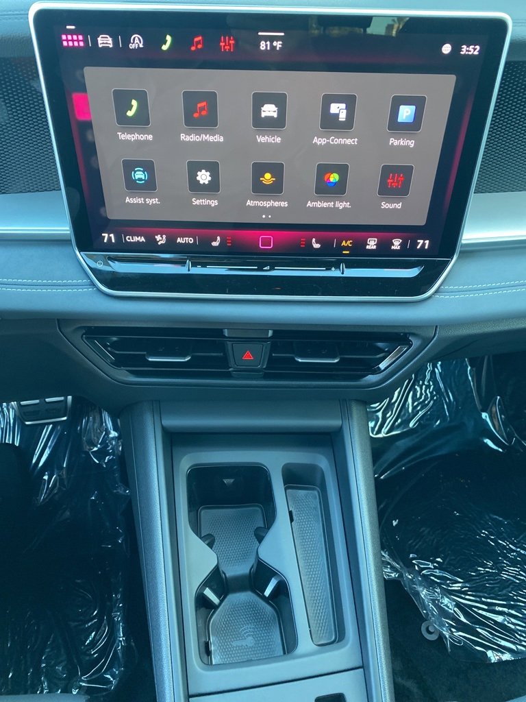 New 2026 Volkswagen Tiguan SE R-Line image 15