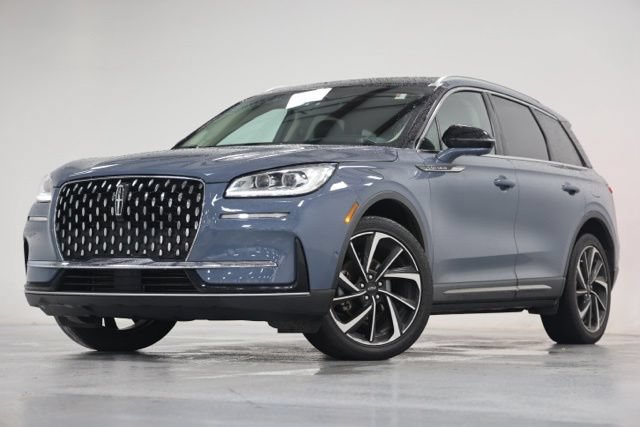Used 2023 Lincoln Corsair Reserve w/ Equipment Group 202A AWD/4WD image 6