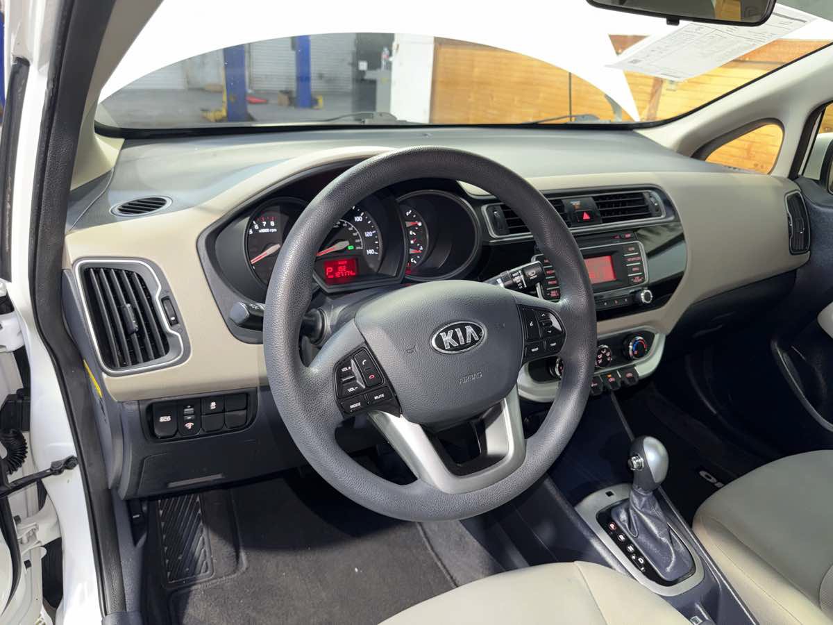 Used 2017 Kia Rio LX FWD image 17