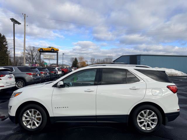 Used 2018 Chevrolet Equinox LT w/ Sun & Infotainment Package image 2