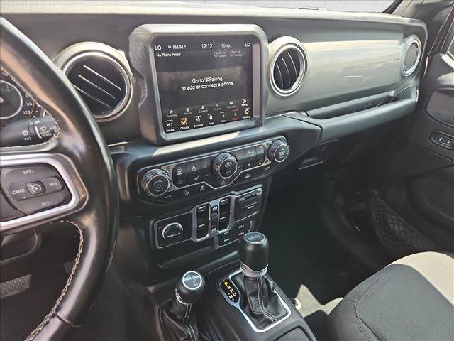 Used 2023 Jeep Wrangler Unlimited Sahara w/ Cold Weather Group AWD/4WD image 10