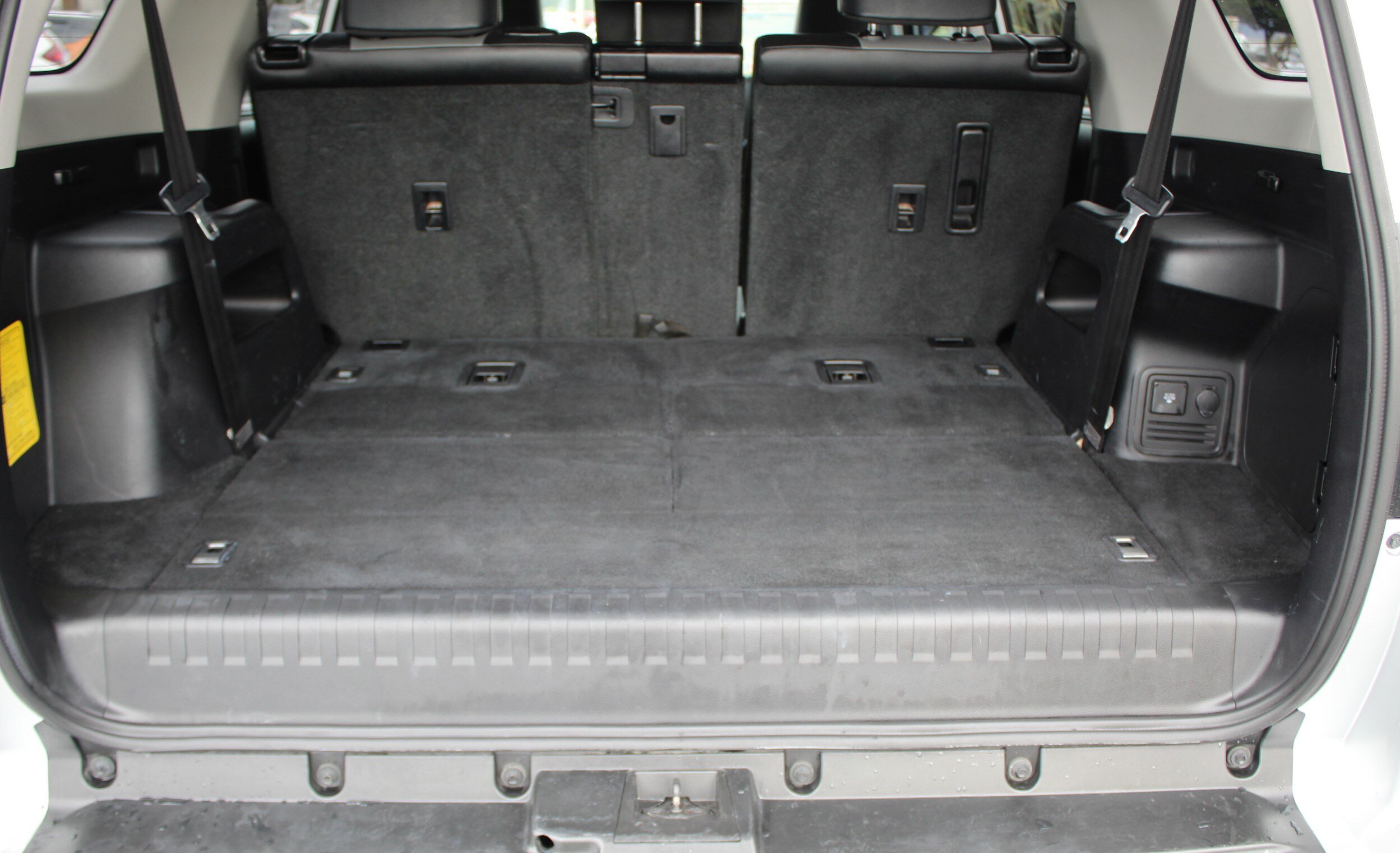 Used 2014 Toyota 4Runner SR5 Premium RWD image 21