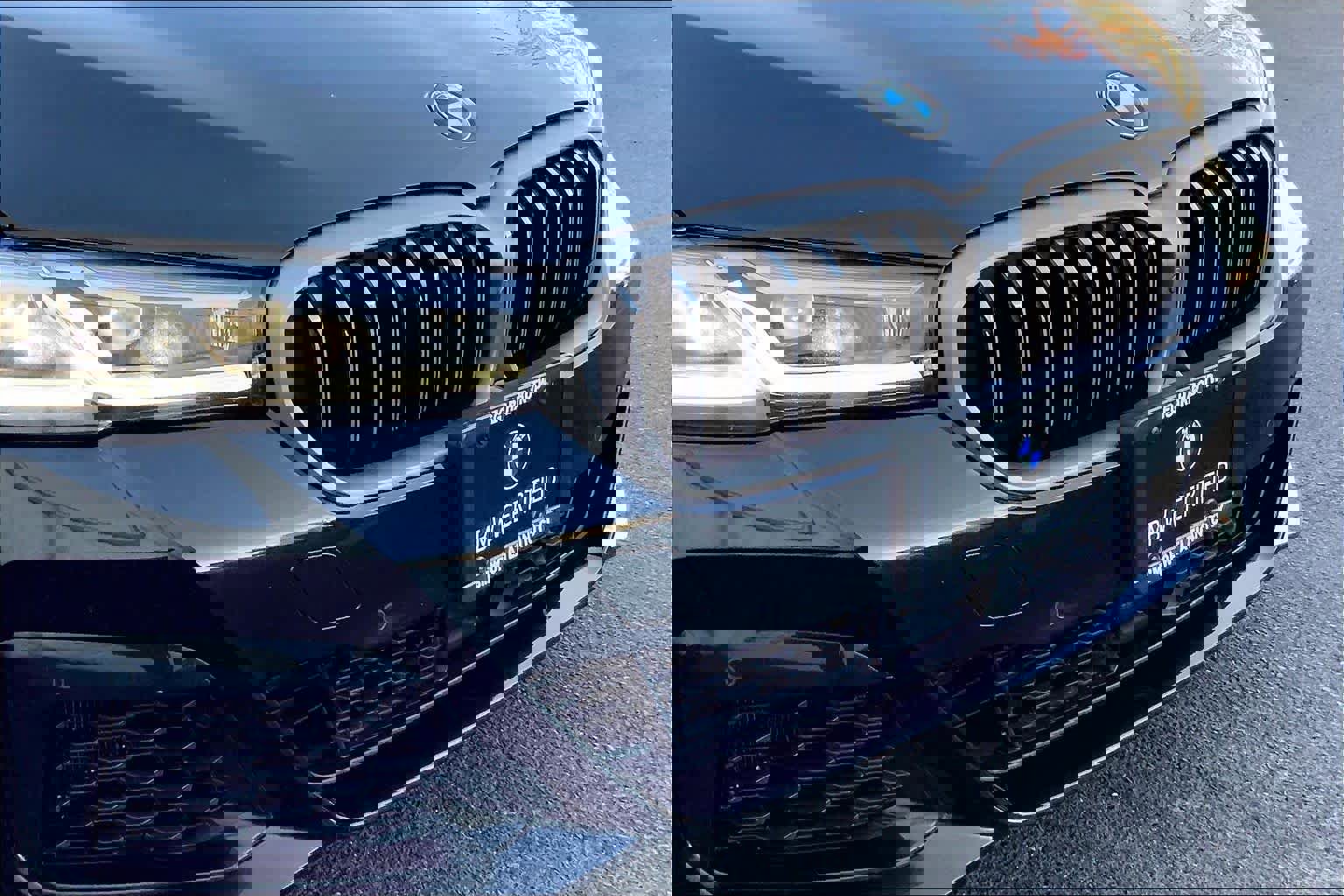 Used 2023 BMW M550i xDrive w/ Executive Package image 32