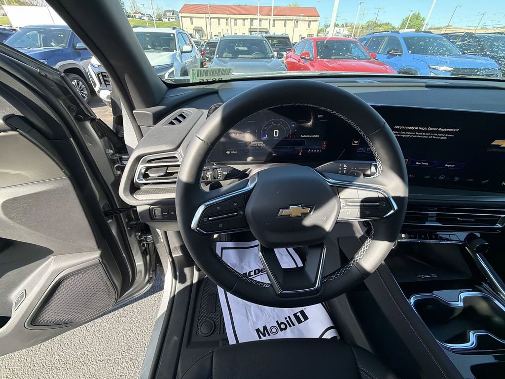 New 2026 Chevrolet Traverse LT w/ Sun and Wheel Package image 20