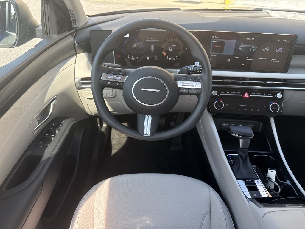 New 2026 Hyundai Tucson SEL Plus w/ Tow & Go Package FWD image 14