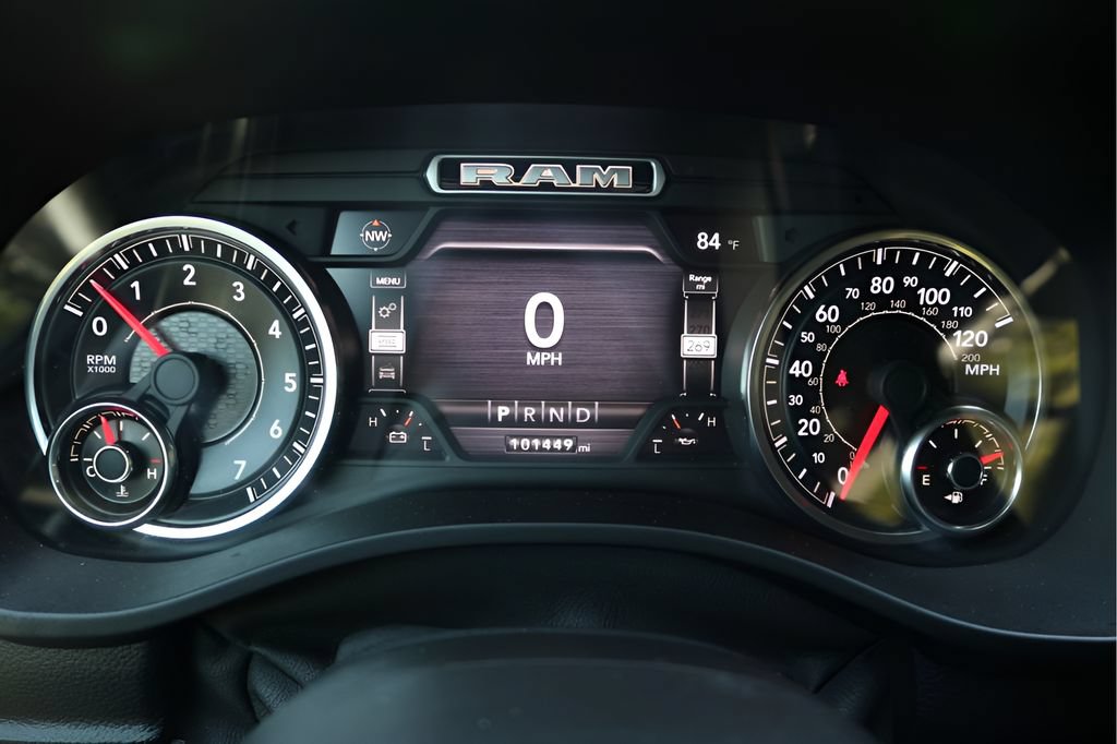 Used 2021 RAM 1500 Big Horn RWD image 28
