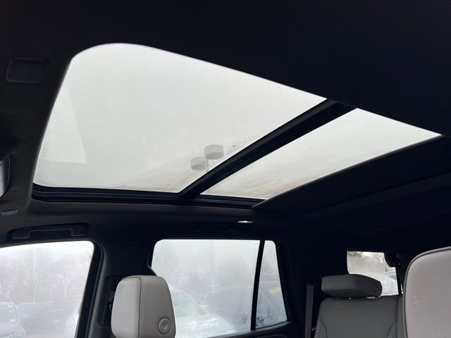Used 2021 GMC Yukon SLT w/ SLT Luxury Plus Package image 12
