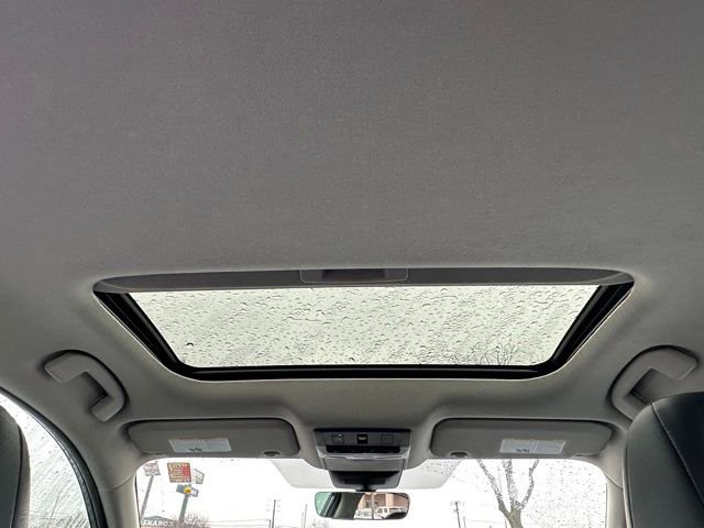 Used 2023 Nissan Sentra SR w/ SR Premium Package image 29