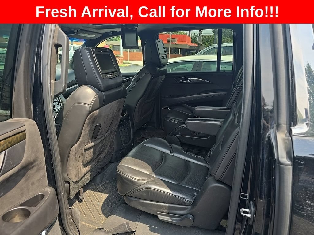 Used 2019 Cadillac Escalade ESV Platinum AWD/4WD image 15