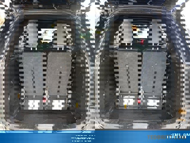 Certified 2018 Ford Explorer XLT w/ Equipment Group 202A image 11