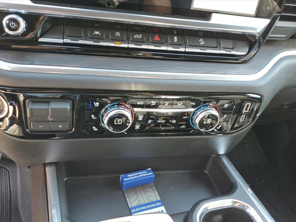 New 2026 GMC Sierra 1500 SLT image 16