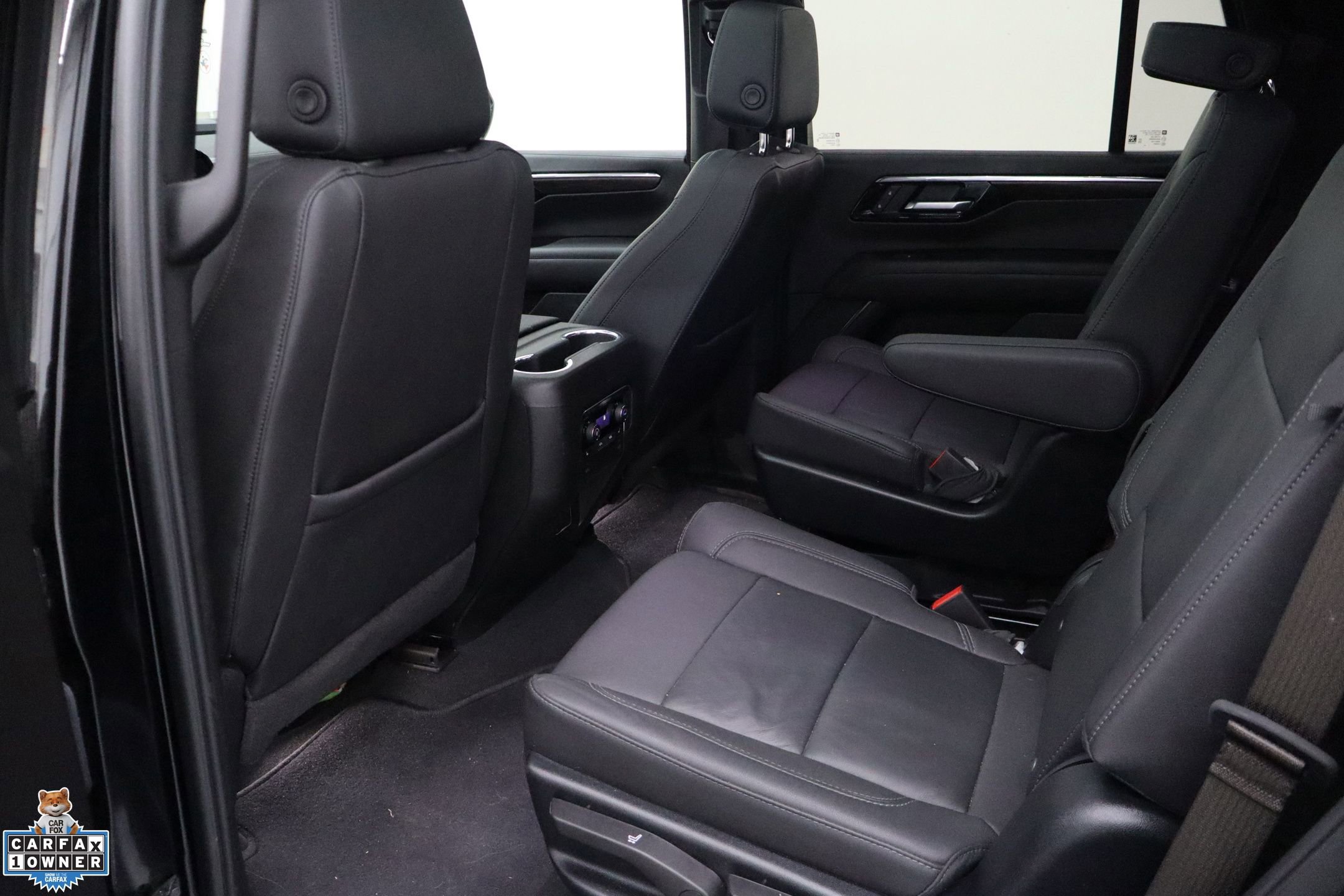 Used 2025 Chevrolet Tahoe LT w/ Comfort Package image 26