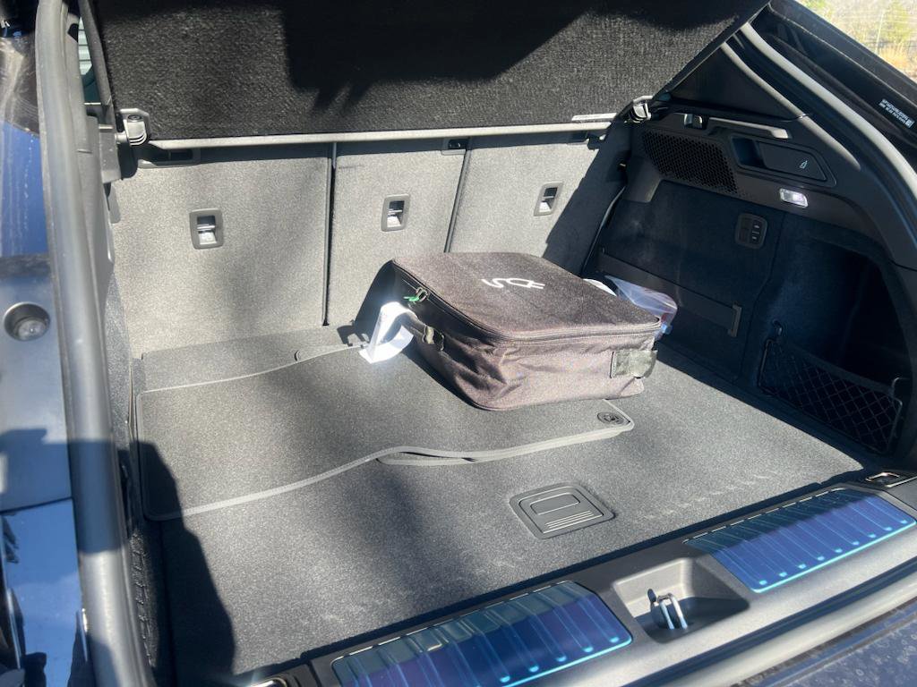 Certified 2024 Porsche Macan 4 Electric image 28