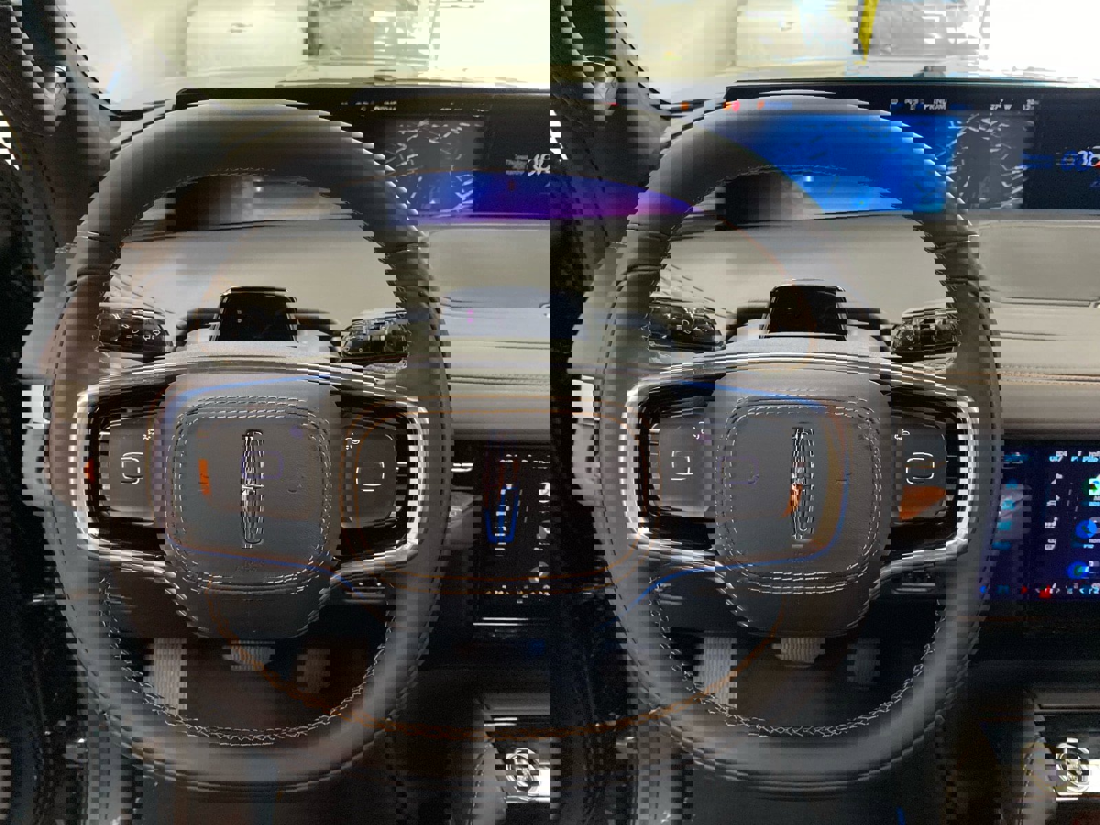 New 2026 Lincoln Navigator L Black Label image 29