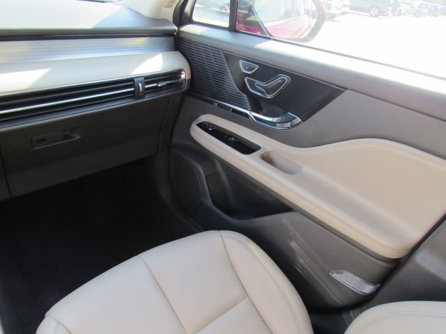 Used 2022 Lincoln Corsair FWD image 18