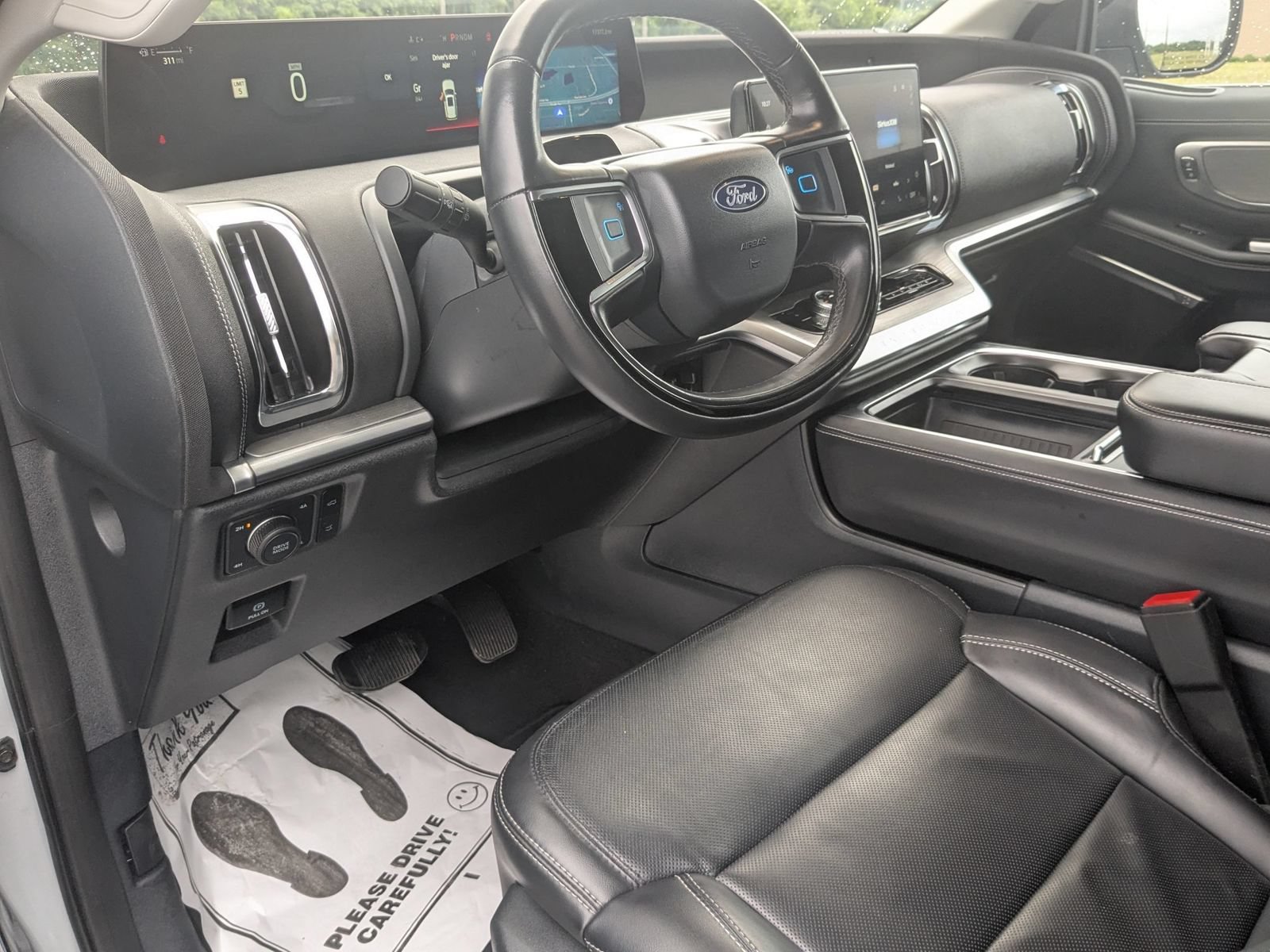 Used 2025 Ford Expedition Platinum AWD/4WD image 15