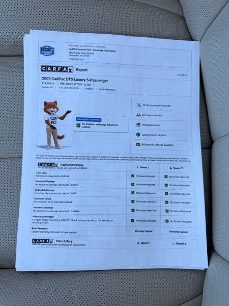 Used 2009 Cadillac DTS Luxury I w/ Sun And Navigation Package FWD image 22