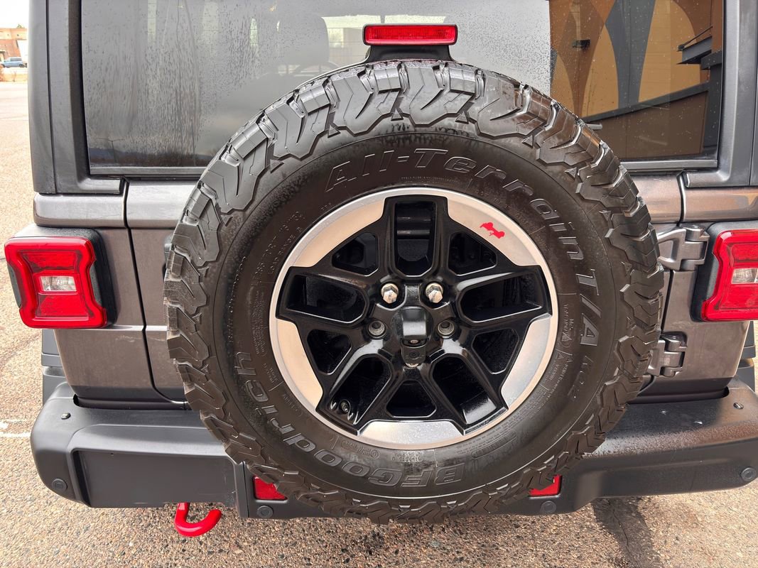 Used 2018 Jeep Wrangler Unlimited Rubicon w/ Safety Group image 10